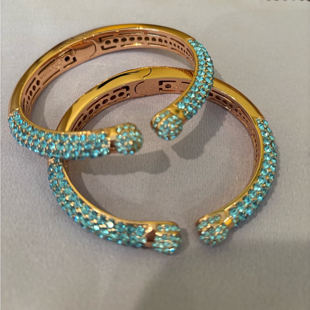 2 VINTAGE HINGE AUSTRIAN CRYSTALS 
BRACELETS - Picture 3 of 6